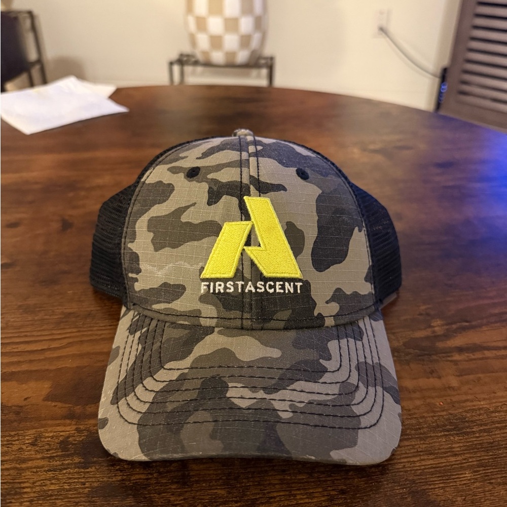 Eddie Bauer Camo and Black Hat